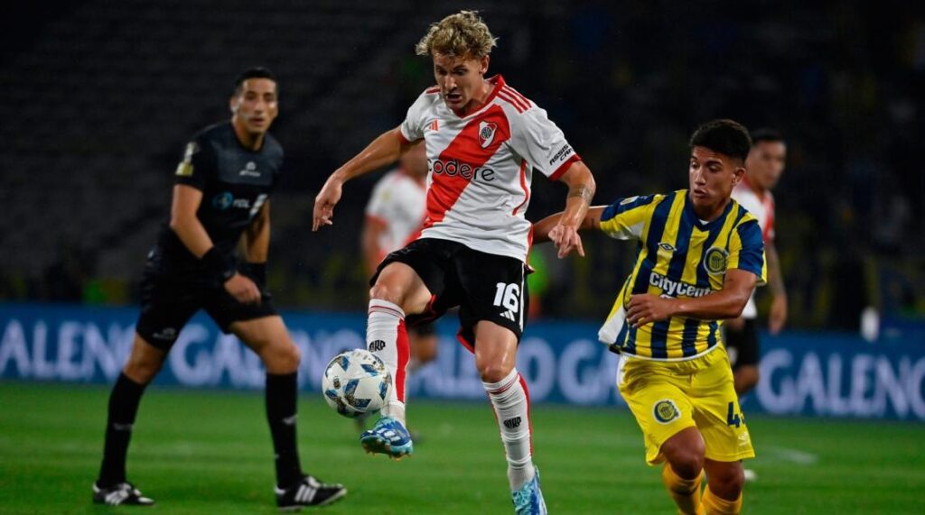 photo_4906712085564599378_y