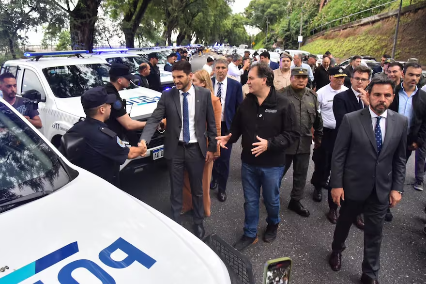 el-gobierno-bonaerense-envio-80-patrulleros-a-Q74WVA4FL5EYTCXYK56HDVDTAA