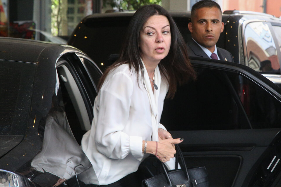 843761-pettovello-na