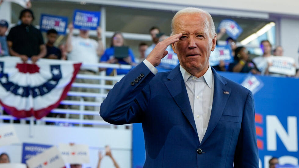 w980-p16x9-2024-07-12T232641Z_1046977538_RC2ZT8AH7F4E_RTRMADP_3_USA-ELECTION-BIDEN