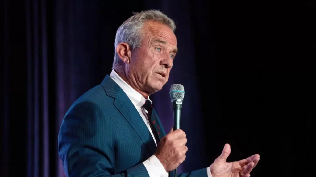 fotografia-archivo-candidato-presidencial-independiente-estadounidense-robert-kennedy-convencion-libertaria-washington-eeuu_98