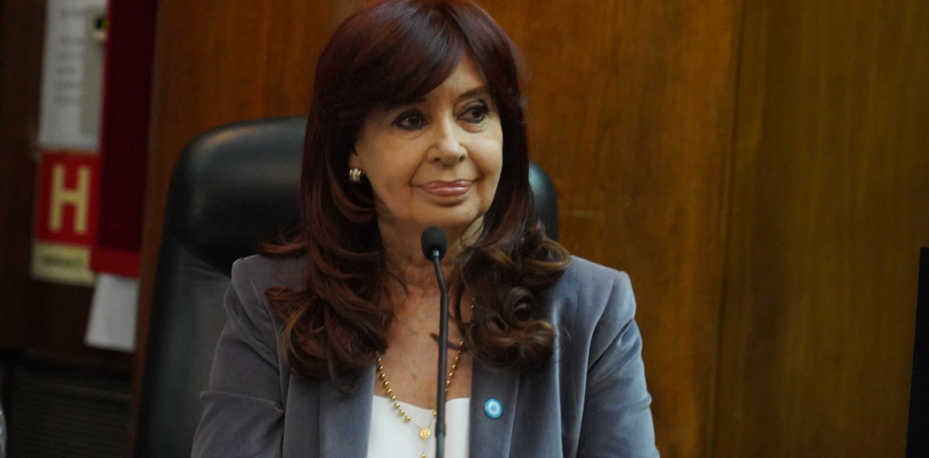 eVT2IouH__1256x620__1