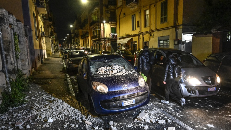 sismo-napoles-12-3-25png