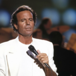 Julio Iglesias fue denunciado por abuso sexual por dos empleadas
