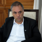 Declaran que Adorni tendría una deuda no registrada de US$65 mil