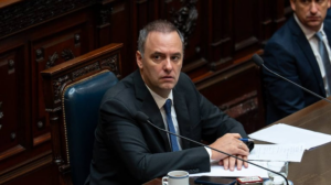 manuel-adorni-durante-su-presentacion-en-el-congreso-foto-agustina-ribotn-74TVXL5QWZFSTEGRU5D3H3PP6A
