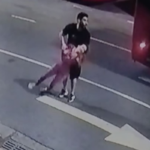 Así fue el momento en que Facundo Moyano alcanzó a Candela Arizaga antes de que tomara un colectivo