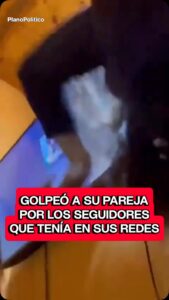 Escena relacionada con violencia de género y uso de teléfono celular en contexto doméstico
