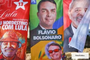 Urna electrónica de votación en centro electoral brasileño durante elecciones
