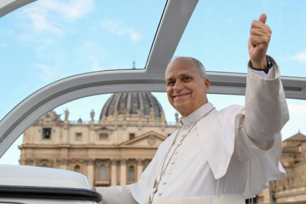 La UBA nombró Doctor Honoris Causa al papa León XIV antes de su visita a la Argentina