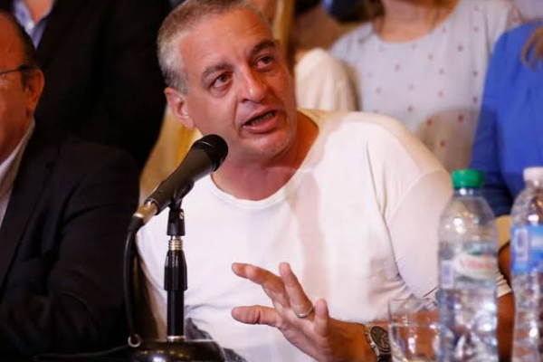 Pietragalla Corti se plantó ante la Policía por un vendedor ambulante con discapacidad