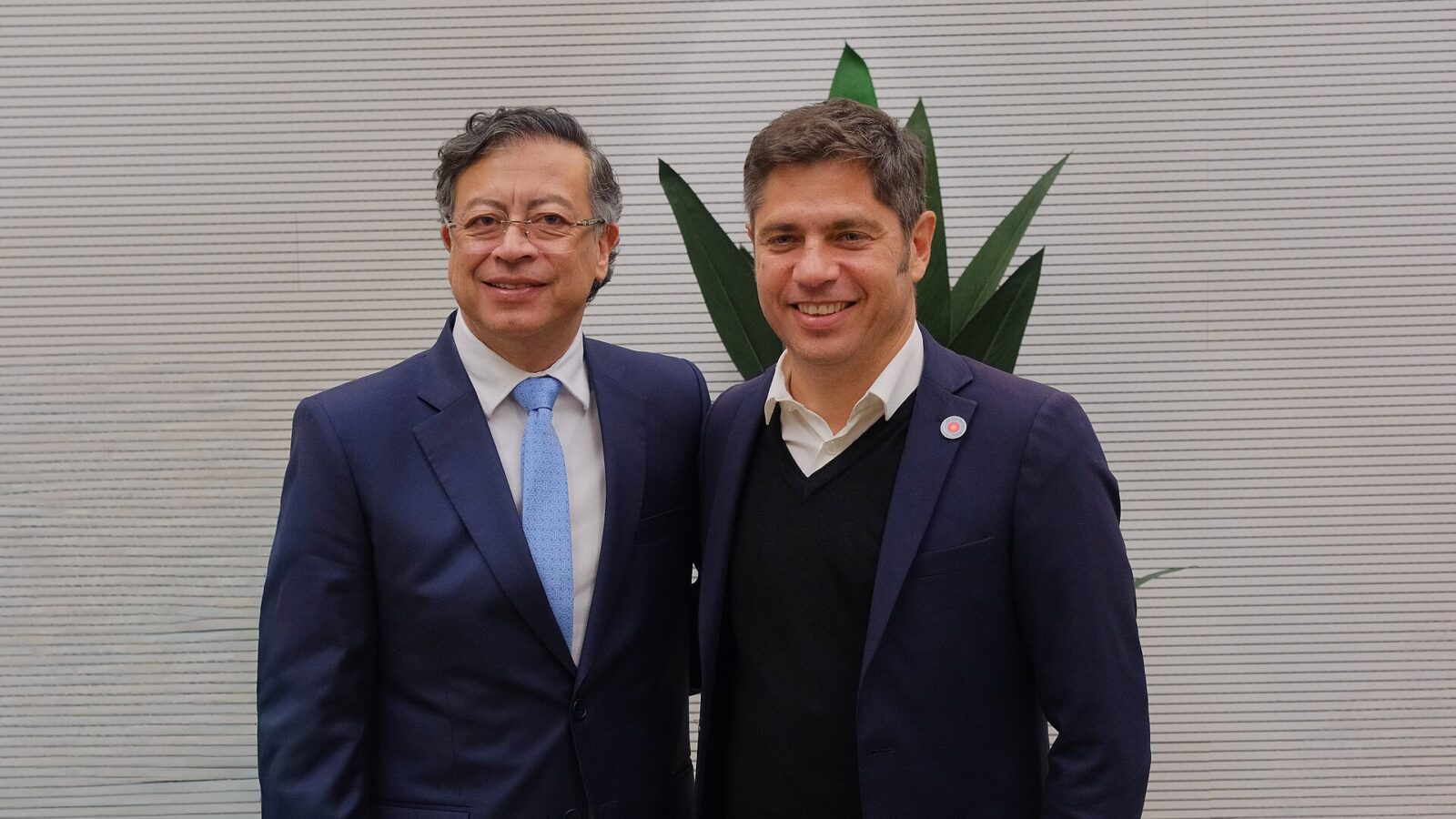 Axel Kicillof en una reunión con el presidente colombiano Gustavo Petro en Barcelona
